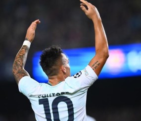 jiuyou-【人物】拿巴萨破球荒！破茧而出的劳塔罗不做“怼锋”