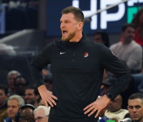 九游会-如何安排克罗宁&amp;斯普利特？开拓者新老板：还不好说 但我标准较高